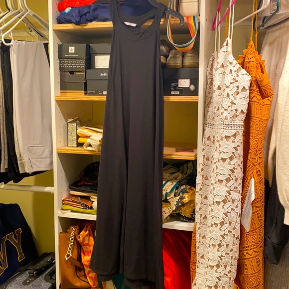 Black dress - Picture 1 of 2